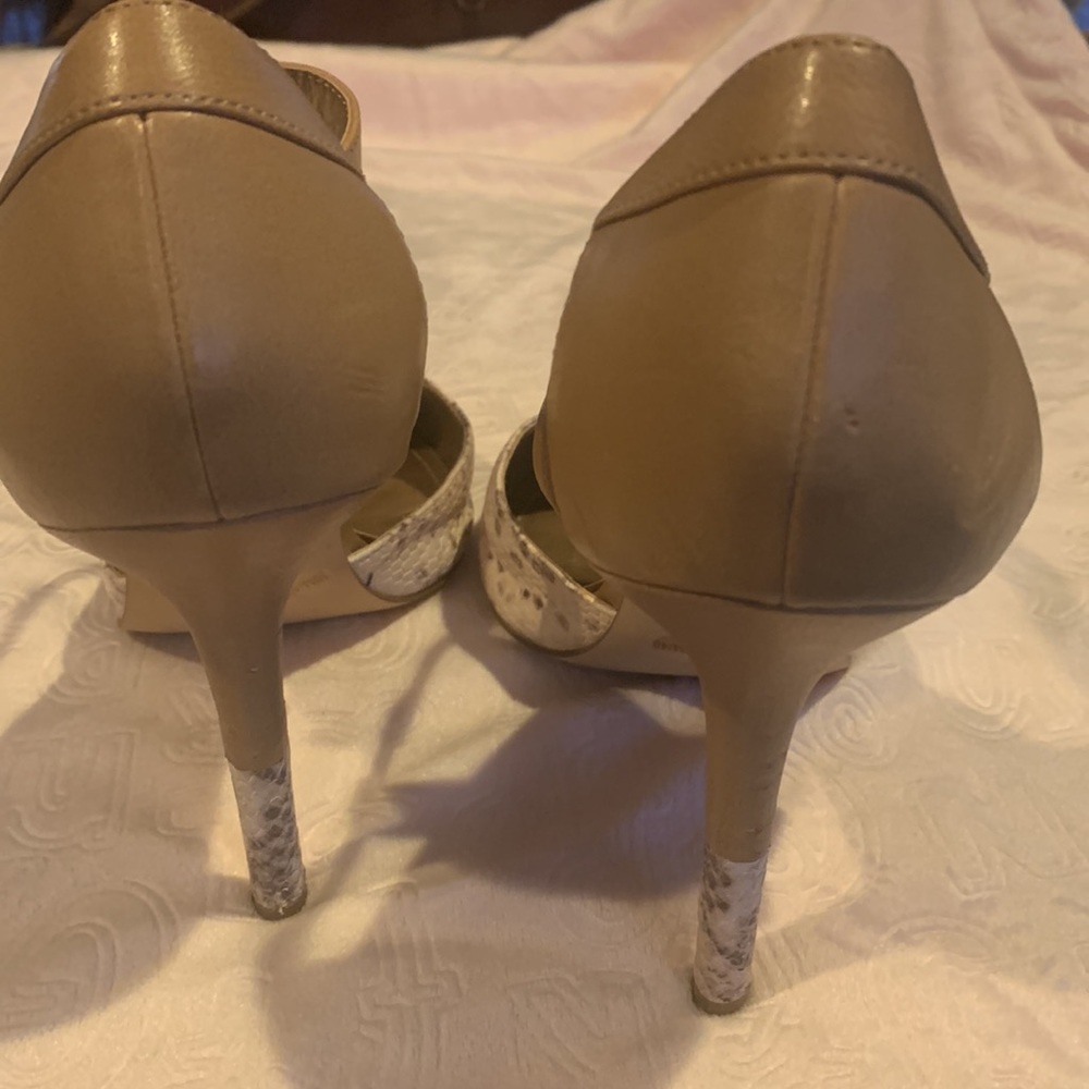 Bcbgeneration Snake Skin Pattern Pump - image 2